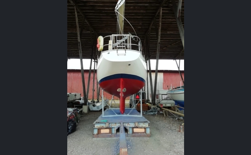 Hallberg-Rassy Mistral 33-kuva-2